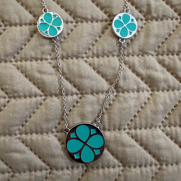 NWOT turquoise and silver tone necklace. 16 inches long with 3 inch extender - Picture 4 of 4